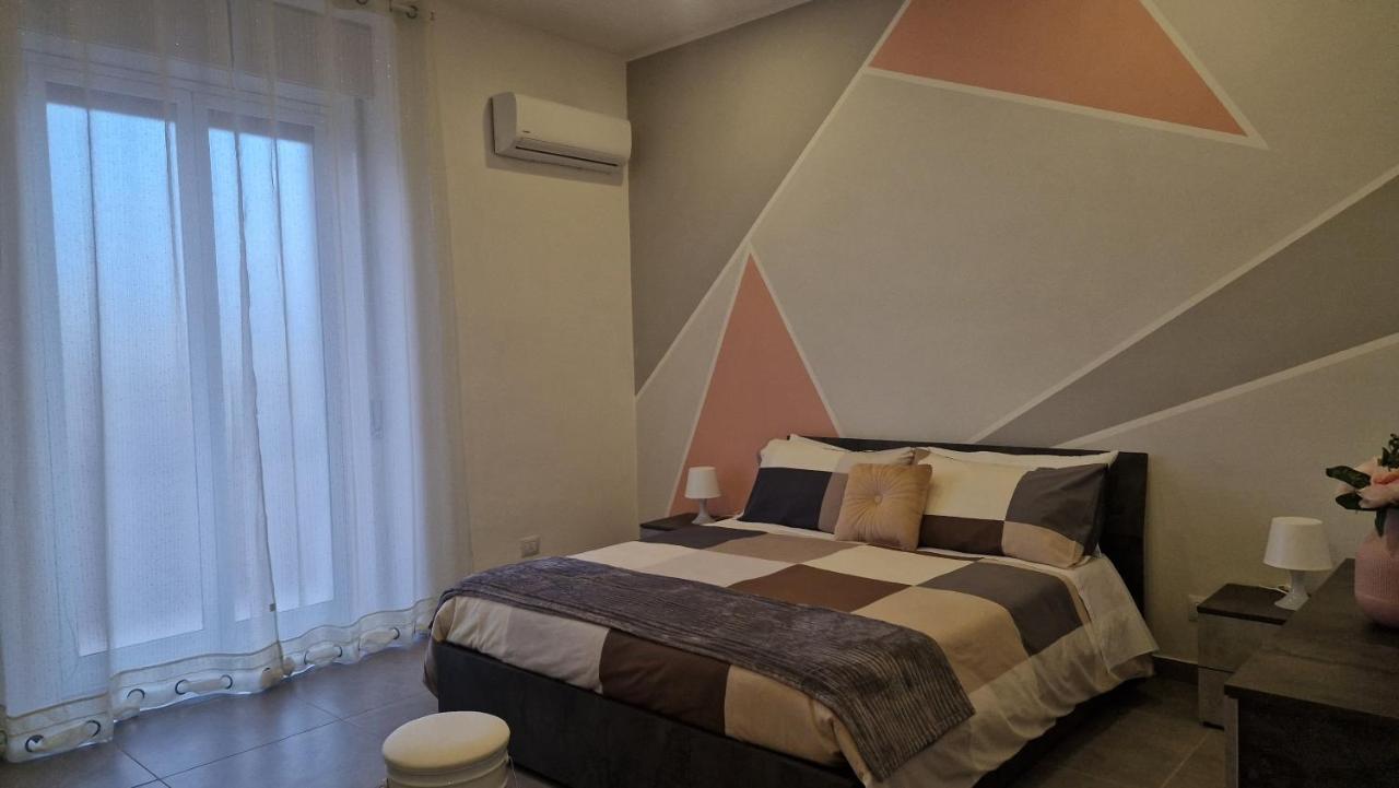 Dimora Della Concordia Apartment Catania Luaran gambar